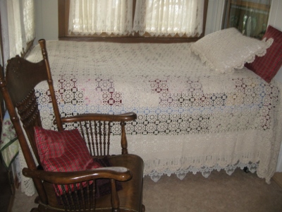 Noreen's Bedspread (400x300)